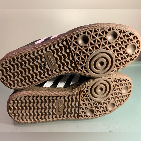 Adidas Samba Classic OG Black Sneakers Worn Once Mens Size 7.5/ Womens 9 EU 40.5 - Picture 6 of 7